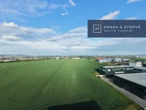 Prodej pole, Moravany, 26007 m2