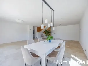 Prodej rodinného domu, Kařez, 161 m2