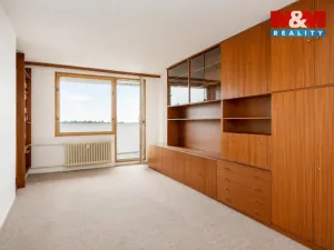 Prodej bytu 3+1, Praha - Prosek, Lovosická, 66 m2