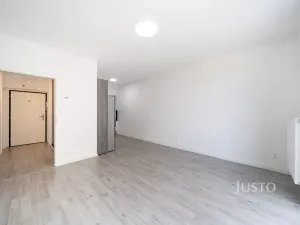 Pronájem bytu 2+kk, České Budějovice, Vrbenská, 50 m2