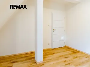 Pronájem bytu 2+1, Česká Lípa, Škroupovo náměstí, 75 m2