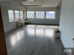 Pronájem skladu, Huštěnovice, 2242 m2
