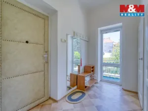 Pronájem bytu 1+1, Plzeň - Jižní Předměstí, Lukavická, 38 m2