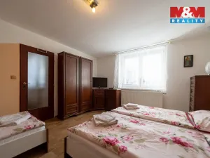 Prodej ubytování, Brandýs nad Orlicí, Husova, 340 m2