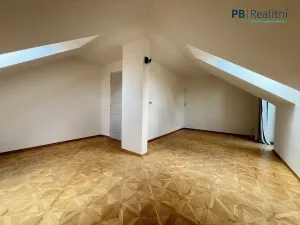 Prodej rodinného domu, Roztoky, 522 m2