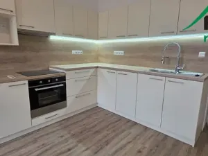 Pronájem bytu 3+1, Planá, 105 m2