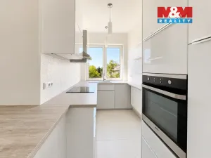 Prodej bytu 3+kk, Olomouc - Hejčín, Erenburgova, 75 m2