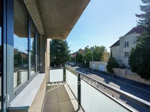 Pronájem rodinného domu, Praha - Braník, V malých domech I, 300 m2