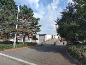Pronájem garáže, Praha - Kyje, Manželů Dostálových, 19 m2