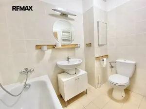 Pronájem bytu 2+kk, Beroun, Nad Paloučkem, 58 m2