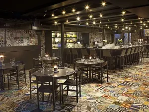 Pronájem restaurace, Praha - Nové Město, Sokolská, 271 m2