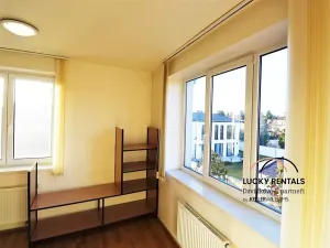Pronájem bytu 1+kk, Průhonice, U Křížku, 20 m2