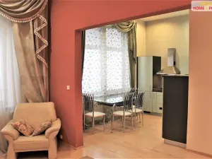 Prodej bytu 2+1, Karlovy Vary, Koptova, 66 m2