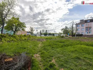 Prodej komerčního pozemku, Karlovy Vary, Dubová, 1547 m2