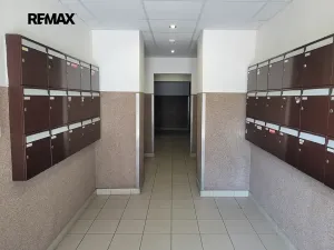 Pronájem bytu 2+1, Praha - Modřany, Plevenská, 52 m2