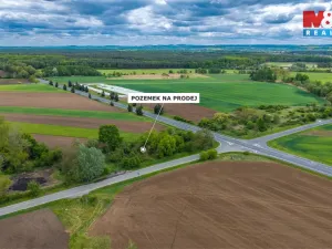 Prodej komerčního pozemku, Poděbrady - Kluk, 2811 m2