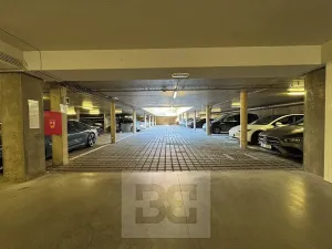 Pronájem garážového stání, Brno, Milady Horákové, 13 m2