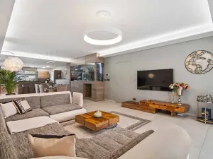 Prodej rodinného domu, Kostelní Lhota, 213 m2
