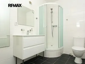 Pronájem rodinného domu, Praha - Nebušice, Na Malé Šárce, 302 m2