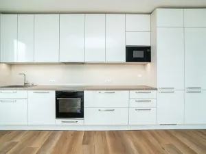 Pronájem bytu 4+kk, Praha - Vysočany, Svatošových, 99 m2