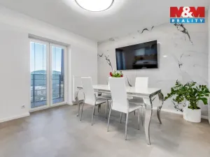Prodej bytu 4+kk, Králův Dvůr - Levín, Na Lucberku, 141 m2