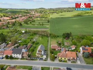 Prodej pozemku pro bydlení, Kovalovice, 1718 m2