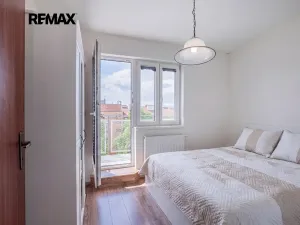 Pronájem bytu 2+kk, Praha - Žižkov, Biskupcova, 38 m2