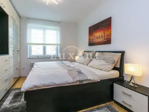 Pronájem bytu 2+1, Praha - Vokovice, Kladenská, 61 m2