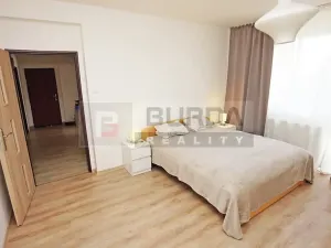 Prodej bytu 3+1, Kly, 102 m2