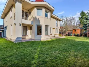 Prodej rodinného domu, Průhonice, Jitrocelová, 380 m2