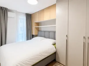 Pronájem bytu 3+kk, Praha - Podolí, Podolská, 81 m2
