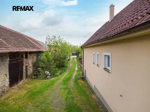 Prodej rodinného domu, Lnáře, 207 m2