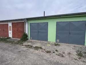 Prodej garáže, Slavkov u Brna, Zlatá Hora, 18 m2