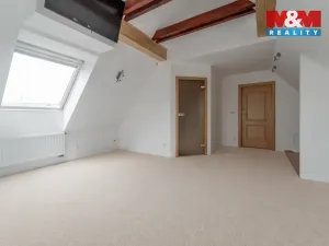 Prodej rodinného domu, Šestajovice, Potoční, 297 m2
