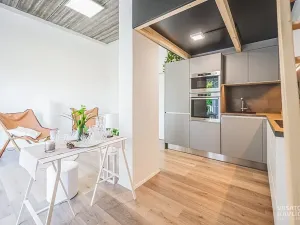 Prodej bytu 1+kk, Hradec Králové, 44 m2