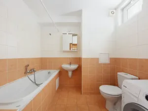 Pronájem bytu 1+kk, Praha - Michle, Jemnická, 45 m2