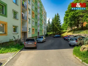 Prodej bytu 2+1, Jílové, Oblouková, 58 m2