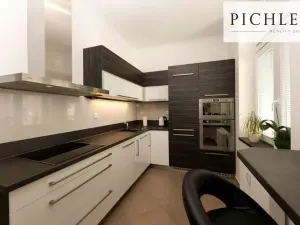 Prodej činžovního domu, Karlovy Vary, K. Čapka, 525 m2
