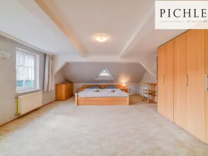 Prodej rodinného domu, Stříbrná, 341 m2