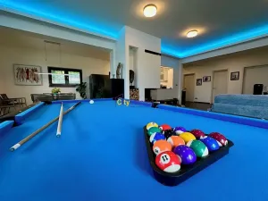 Prodej rodinného domu, Sulice, Luční, 300 m2