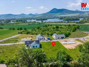 Prodej pozemku pro bydlení, Píšťany, 1098 m2