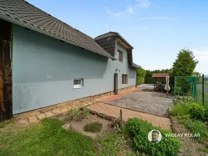 Prodej rodinného domu, Tetín, 130 m2