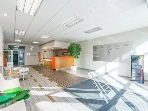Pronájem kanceláře, Praha - Libeň, U libeňského pivovaru, 384 m2