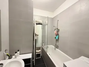 Pronájem bytu 2+kk, Praha - Vršovice, Omská, 50 m2