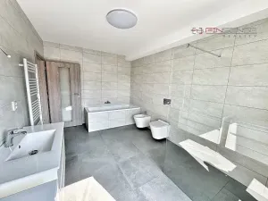 Prodej rodinného domu, Kladno, Na Ostrovci, 150 m2