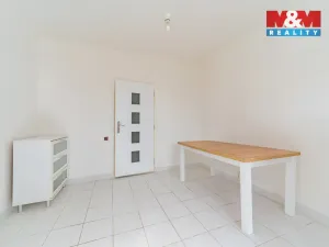 Prodej bytu 3+1, Habartov, Karla Čapka, 68 m2