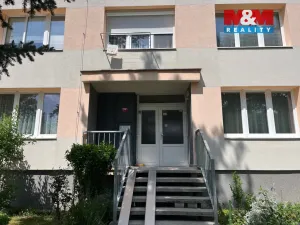 Pronájem bytu 2+1, Louny, Slovenského národního povstání, 60 m2