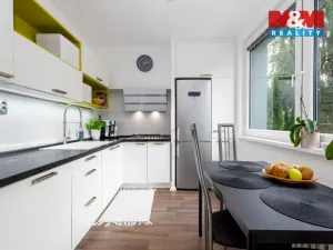 Prodej bytu 3+1, Hranice - Hranice I-Město, Hromůvka, 70 m2
