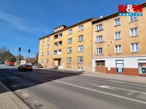 Pronájem bytu 2+kk, Karlovy Vary - Dvory, Chebská, 79 m2