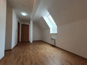 Pronájem bytu 2+kk, Kralupy nad Vltavou, Palackého nám., 54 m2